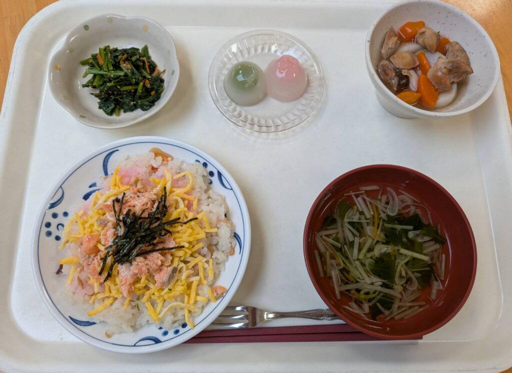 お誕生日会のお食事 5月